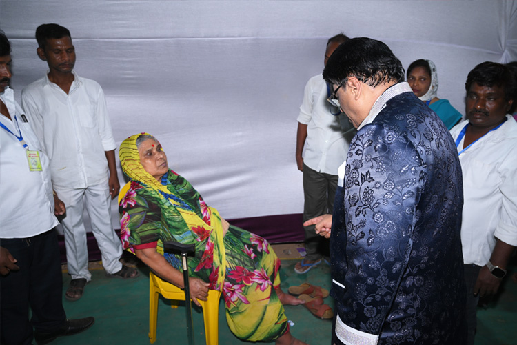 On January 13 and 14, 2024, thousands gathered for Grace Ministry's two-day prayer meeting at Sion on the Mumbai grounds. The two-day prayer assembly drew attendees from around Mumbai in Koliwada, Dharavi.